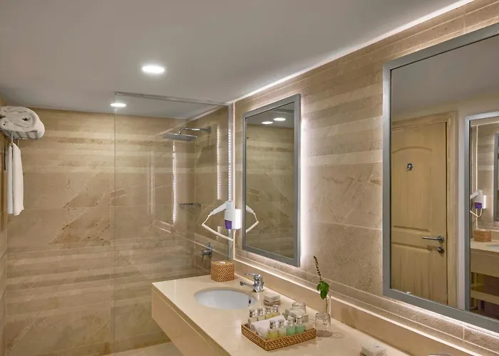 Jaz Costa Mares- Adults Friendly 16 Years Port Ghalib